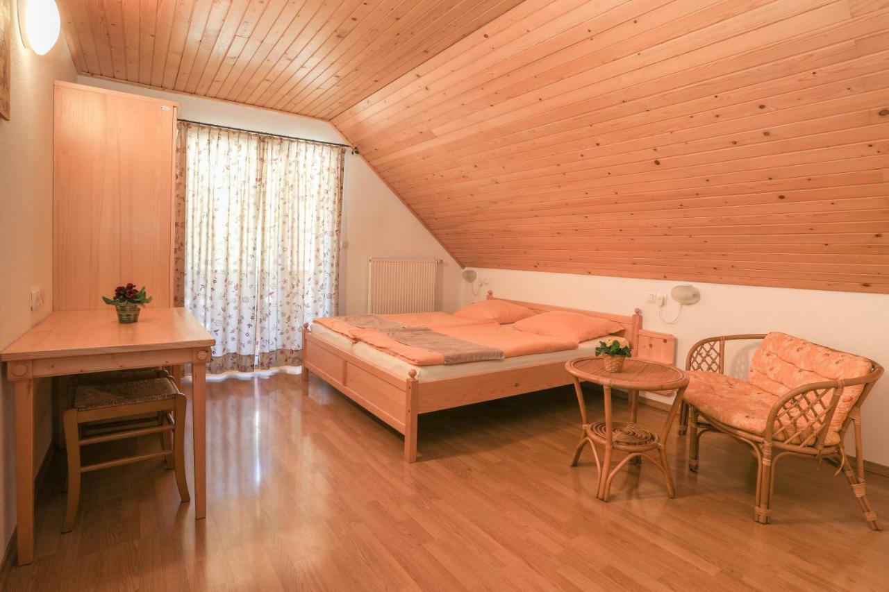 Farm Holidays Povsin Bled Exterior photo